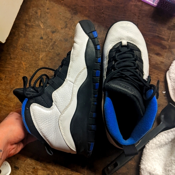 Jordans - Picture 1 of 5